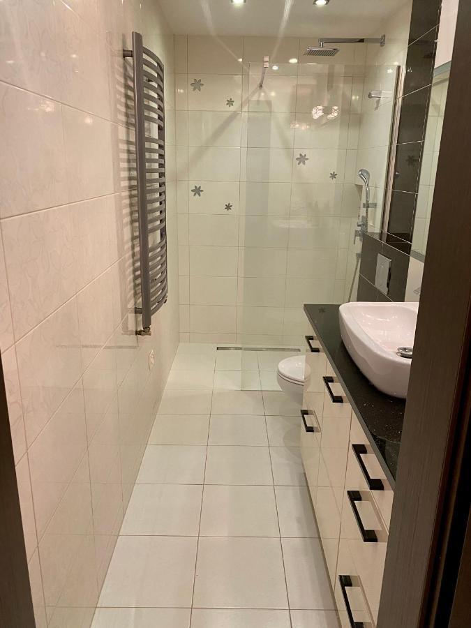 Apartament Centrum 64M2 Klimatyzacja Кендзєжин-Кожлє Екстер'єр фото